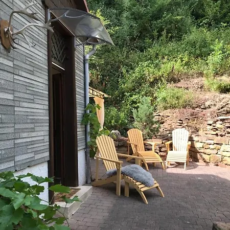 Naturhaeuschen Mit Kamin - Feuerschale - Garten - Mit Beheizbarem Gartenwhirlpool Melsungen