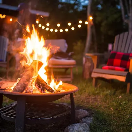 Naturhaeuschen Mit Kamin - Feuerschale - Garten - Mit Beheizbarem Gartenwhirlpool Tatil Evi Melsungen