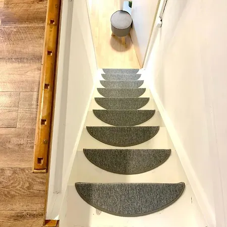 Naturhaeuschen Mit Kamin - Feuerschale - Garten - Mit Beheizbarem Gartenwhirlpool *